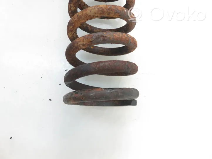 Mercedes-Benz E W124 Front coil spring 