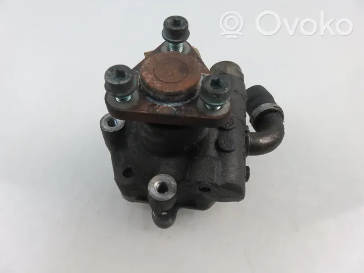 Volkswagen PASSAT B5.5 Power steering pump 