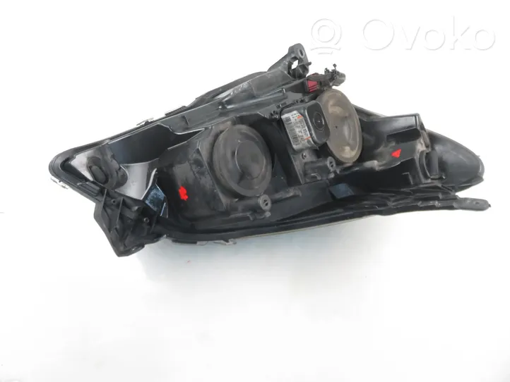 Opel Astra H Lampa przednia 