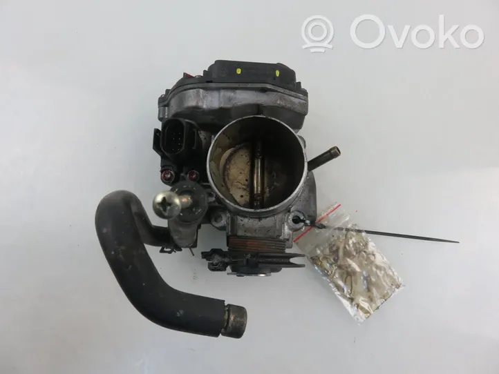 Volkswagen Golf IV Throttle body valve 