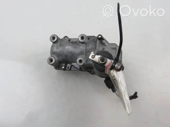 Toyota Auris E180 Attuatore di controllo della turbina elettrica 2356000133