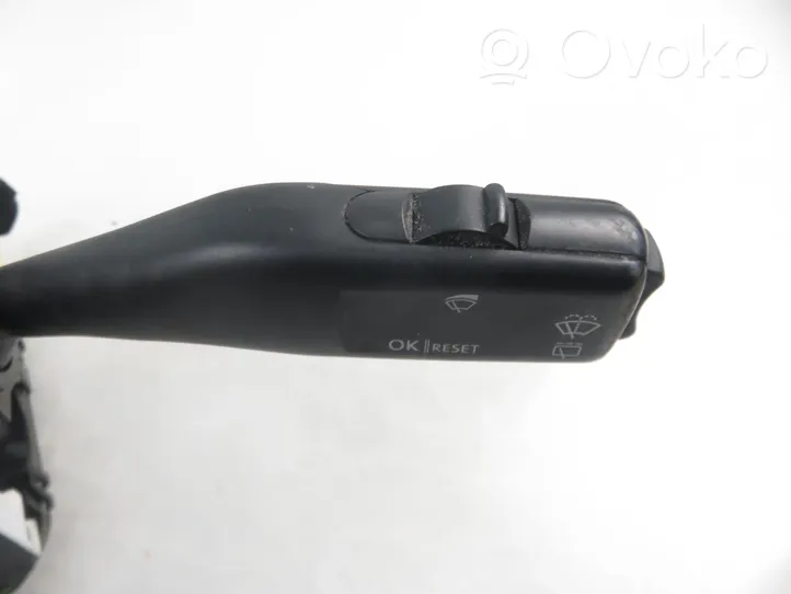 Volkswagen Golf Plus Leva/interruttore dell’indicatore di direzione e tergicristallo 1K0959653C