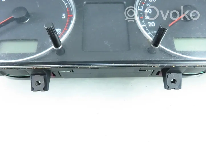 Volkswagen Sharan Speedometer (instrument cluster) YM2110849ZC