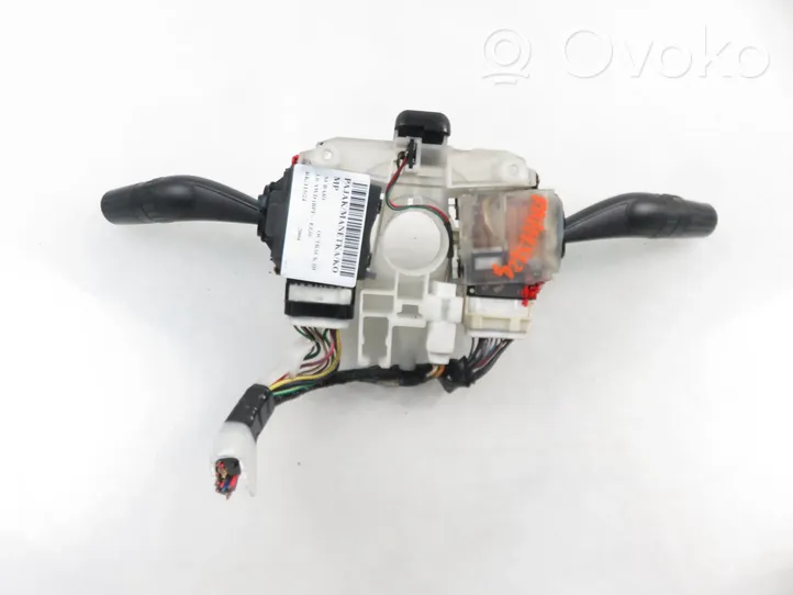 Subaru Outback Leva/interruttore dell’indicatore di direzione e tergicristallo 