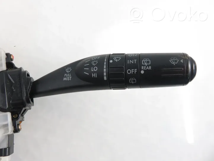 Subaru Outback Leva/interruttore dell’indicatore di direzione e tergicristallo 