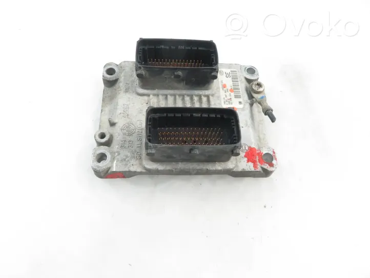 Opel Astra G Calculateur moteur ECU 55350553