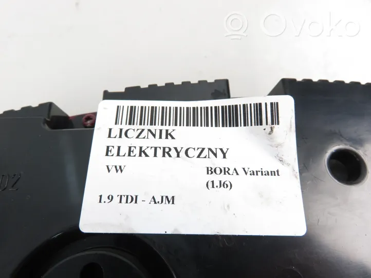 Volkswagen Bora Tachimetro (quadro strumenti) 0263611050