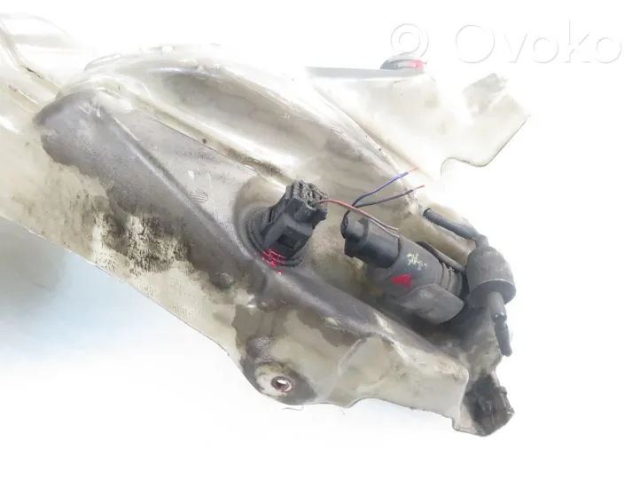 Audi A4 S4 B7 8E 8H Serbatoio/vaschetta liquido lavavetri parabrezza 8E0955451AP