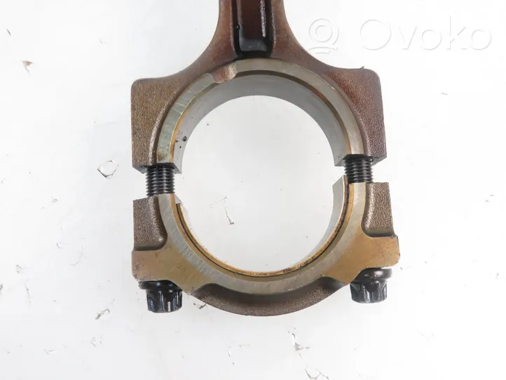 Ford Mondeo Mk III Piston with connecting rod 