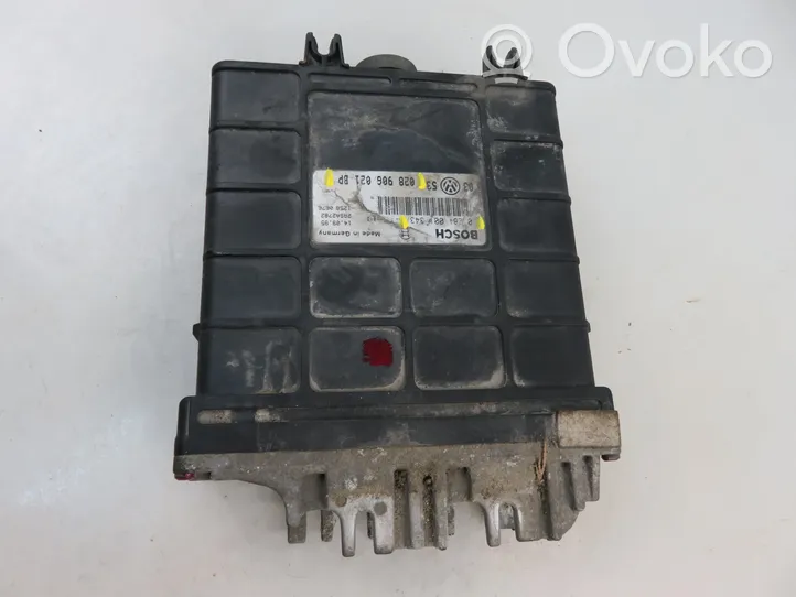 Volkswagen Golf III Calculateur moteur ECU 0281001343