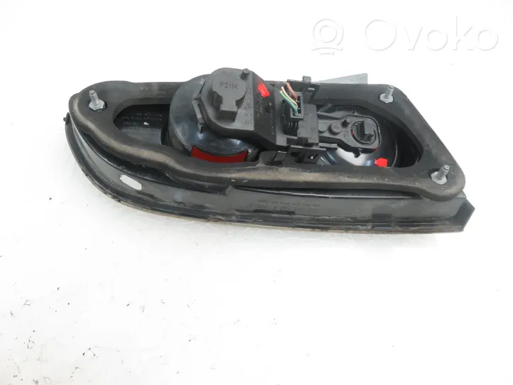 Seat Cordoba (6L) Lampa tylna 6L5945108A