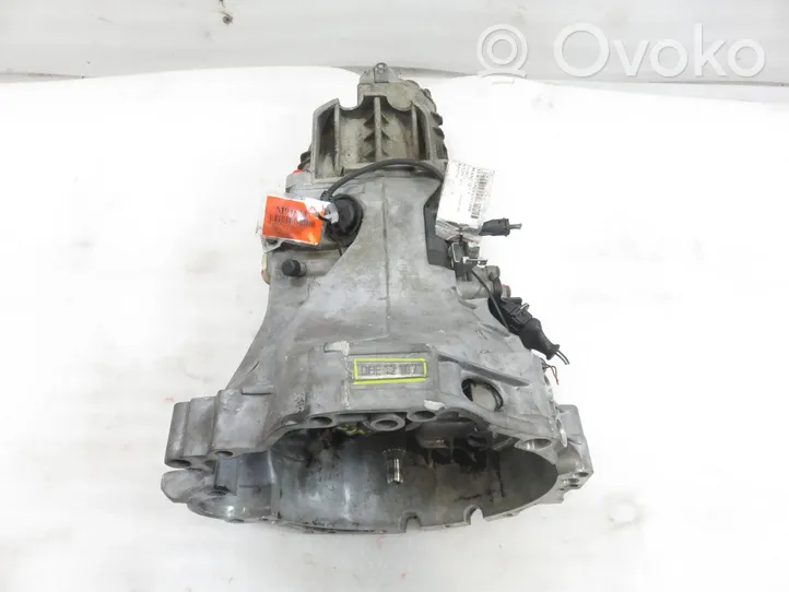 Audi A4 S4 B5 8D Mechaninė 6 pavarų dėžė 