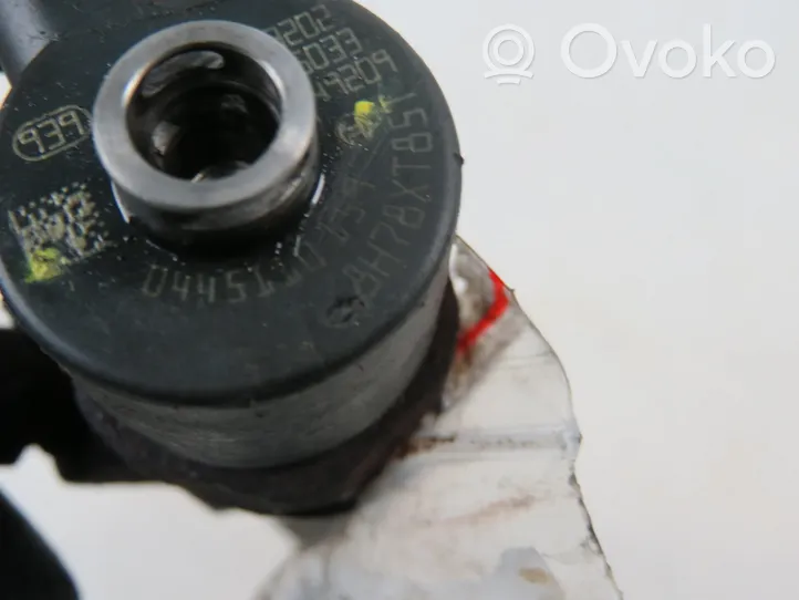 Opel Zafira B Fuel injector 