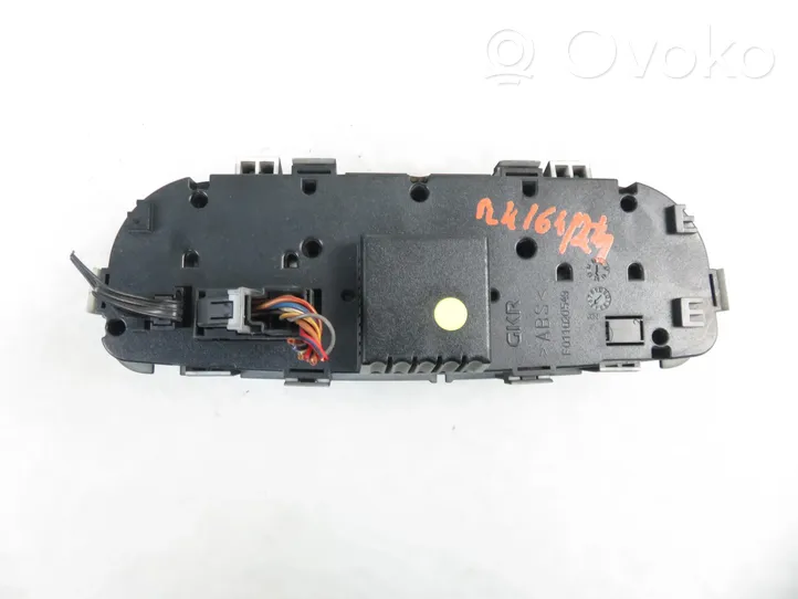 Mercedes-Benz C AMG W203 Interior fan control switch 9140010497