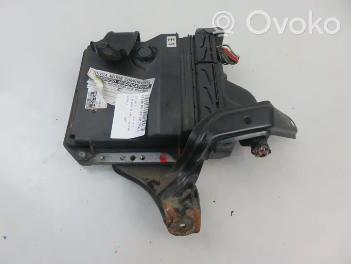 Toyota RAV 4 (XA30) Variklio valdymo blokas 1758007734