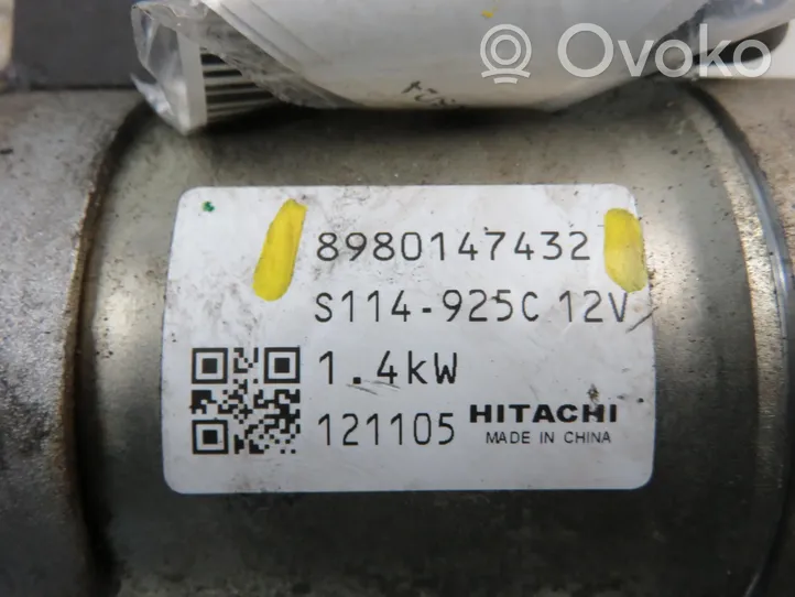 Opel Astra J Starter motor 