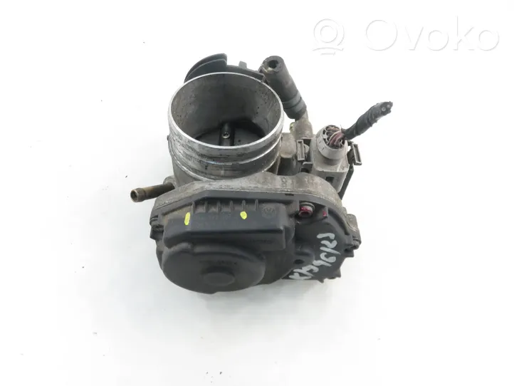 Volkswagen Golf IV Throttle body valve 