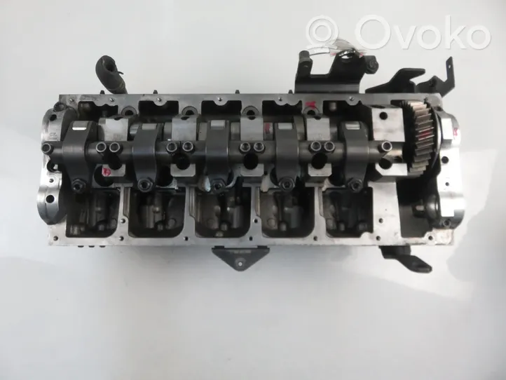 Volkswagen Touareg I Culasse moteur 070103373A