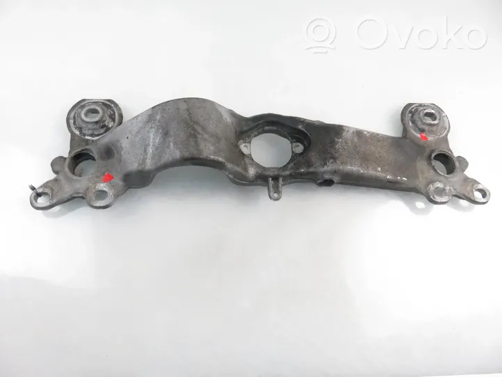 Audi A4 S4 B6 8E 8H Support de boîte de vitesses 