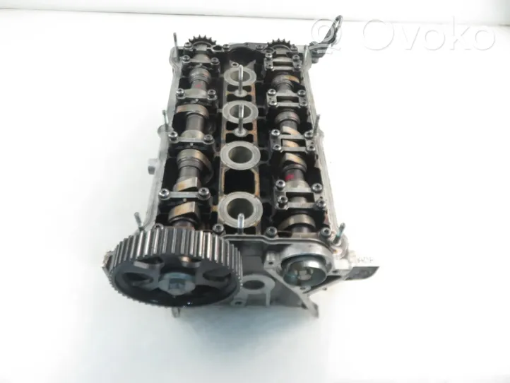 Volkswagen PASSAT B5 Engine head 