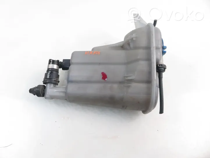 Audi A4 S4 B8 8K Vase d'expansion / réservoir de liquide de refroidissement 