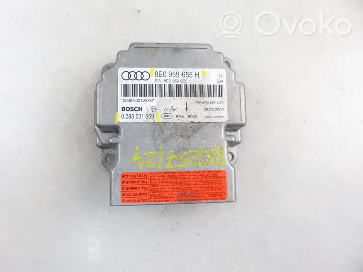 Audi A4 S4 B7 8E 8H Oro pagalvių valdymo blokas 0285001669