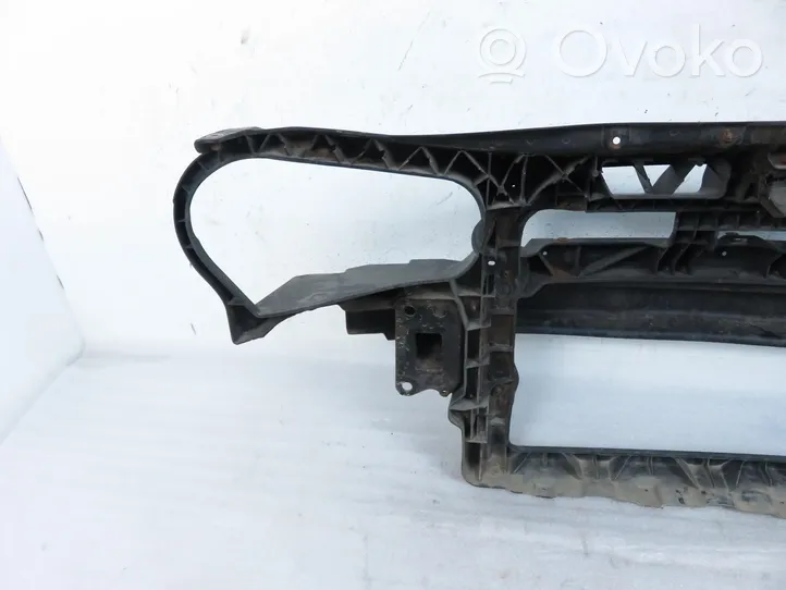 Volkswagen Polo IV 9N3 Support, fixation radiateur 