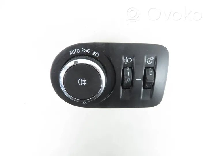 Opel Astra K Light switch 