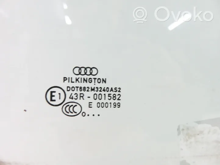 Audi A4 S4 B8 8K Front door window glass four-door 