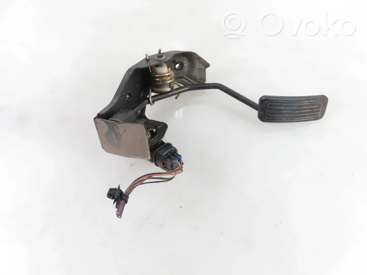 Toyota Corolla E120 E130 Pedale dell’acceleratore 1983003010