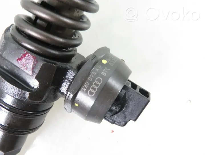 Volkswagen PASSAT B5.5 Injecteur de carburant 0414720215