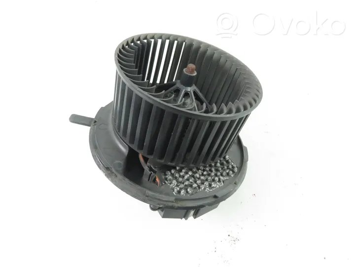 Volkswagen PASSAT B6 Ventola riscaldamento/ventilatore abitacolo 3C0907521B