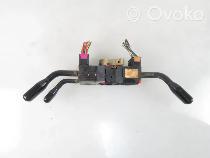 Audi A4 S4 B5 8D Interruptor/palanca de limpiador de luz de giro 