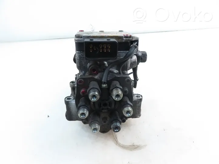 Audi A6 S6 C5 4B Pompe d'injection de carburant à haute pression 0986444016