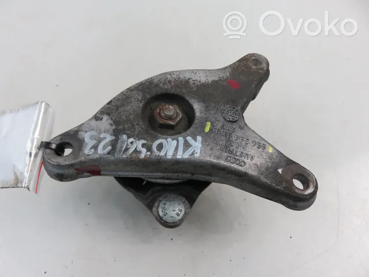 Audi A4 S4 B6 8E 8H Support de boîte de vitesses 