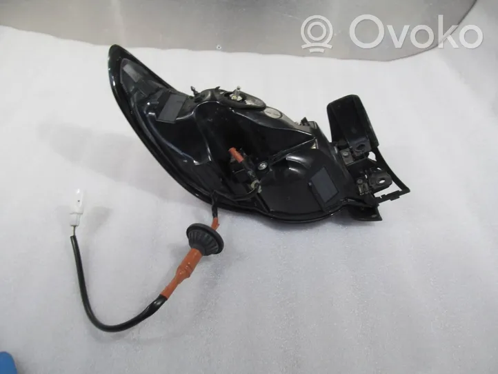 Mazda 3 Lampa tylna 2206519n