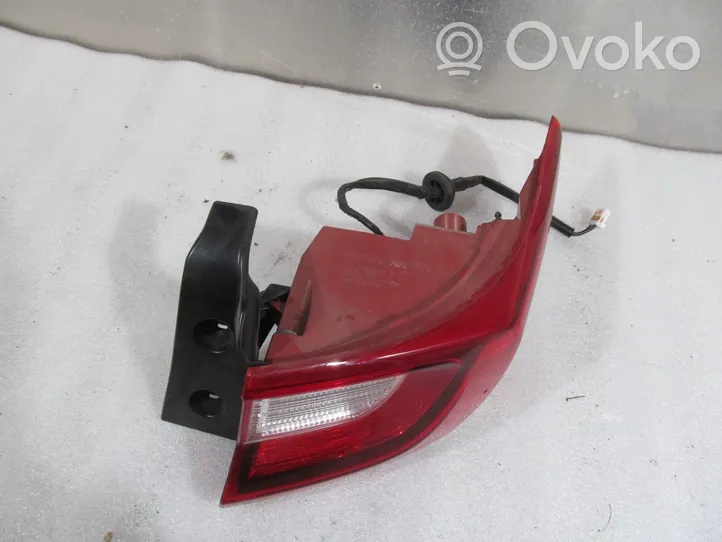 KIA Stonic Lampa tylna 92402H8