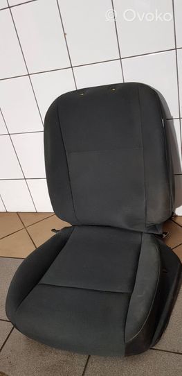 Isuzu D-Max Front driver seat 