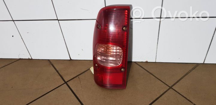 Mazda B2500 Lampa tylna 