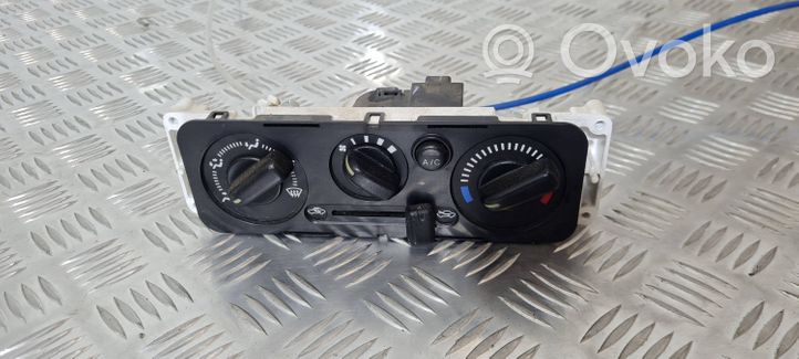 Suzuki Jimny Console centrale, commande chauffage/clim 