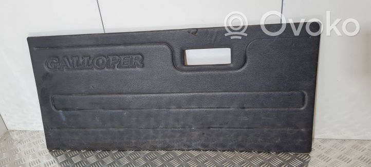 Hyundai Galloper Tailgate/trunk upper cover trim 