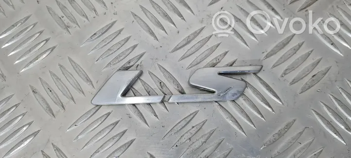 Isuzu D-Max Emblema della porta anteriore/lettere del modello 