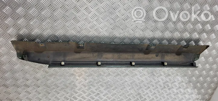 Suzuki Jimny Rivestimento vano piedi laterale 