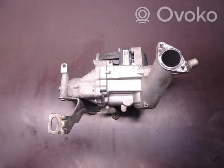 Volvo V40 Valvola di raffreddamento EGR 702209080