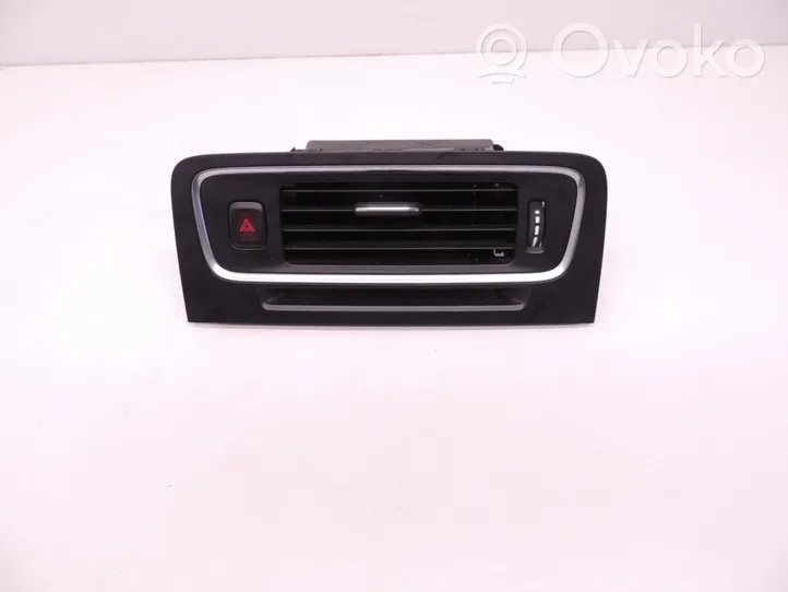 Volvo S60 Griglia di ventilazione centrale cruscotto 1302138