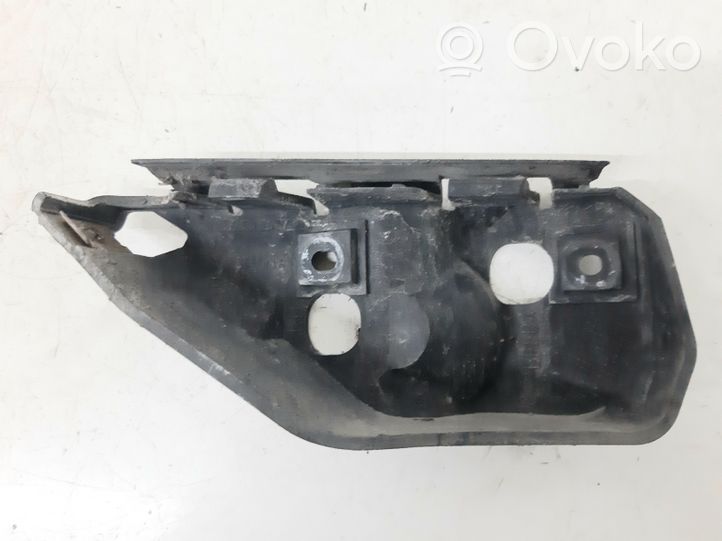 Volvo V50 Uchwyt / Mocowanie zderzaka przedniego 31265397