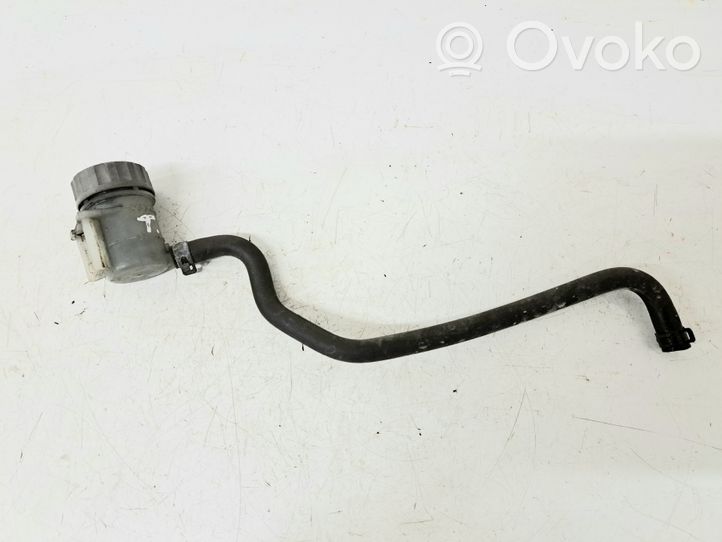 Honda Accord Clutch fluid reservoir/tank 