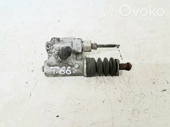 Honda Accord Clutch slave cylinder 