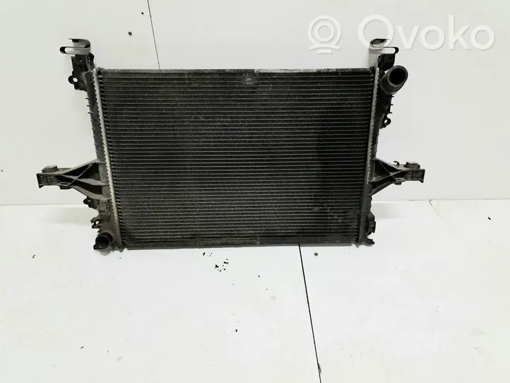 Volvo V70 Radiateur de refroidissement 