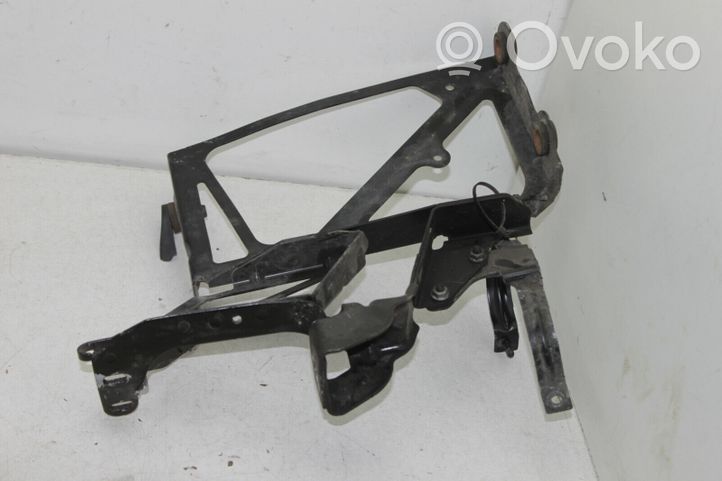 Audi A7 S7 4G Staffa del pannello di supporto del radiatore 4G0145896A